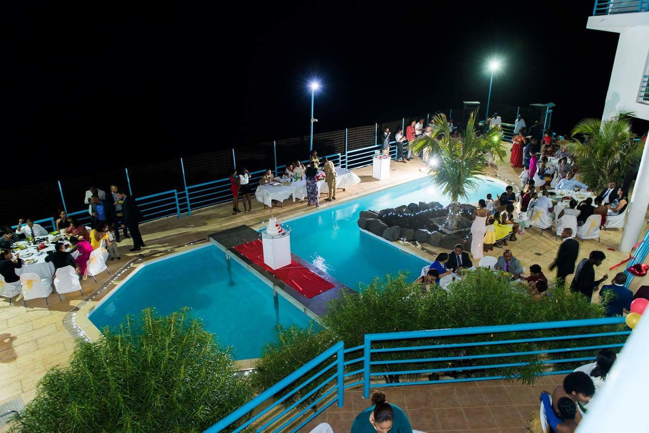 Maresia Guest House Praia Kültér fotó