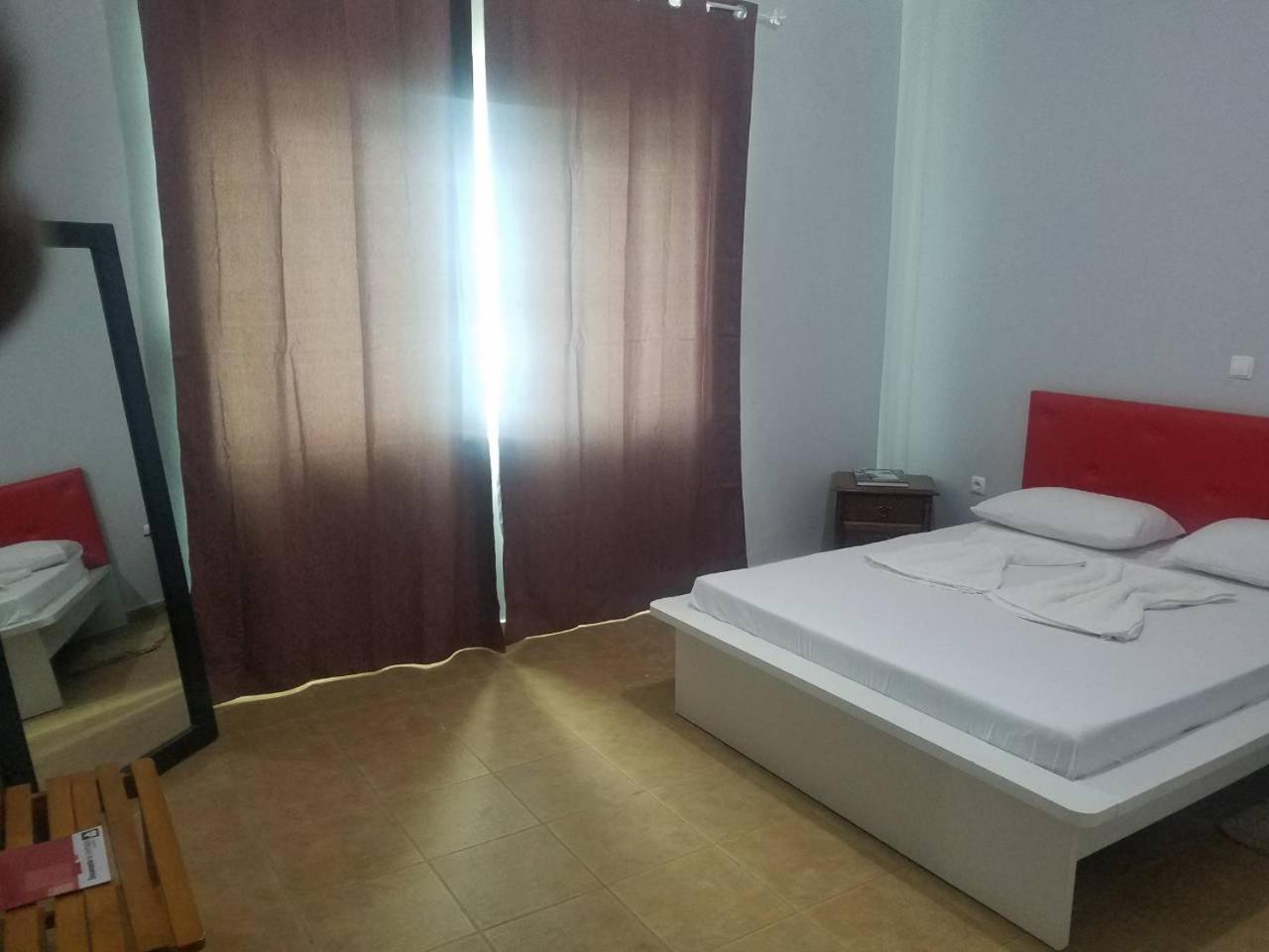 Maresia Guest House Praia Kültér fotó