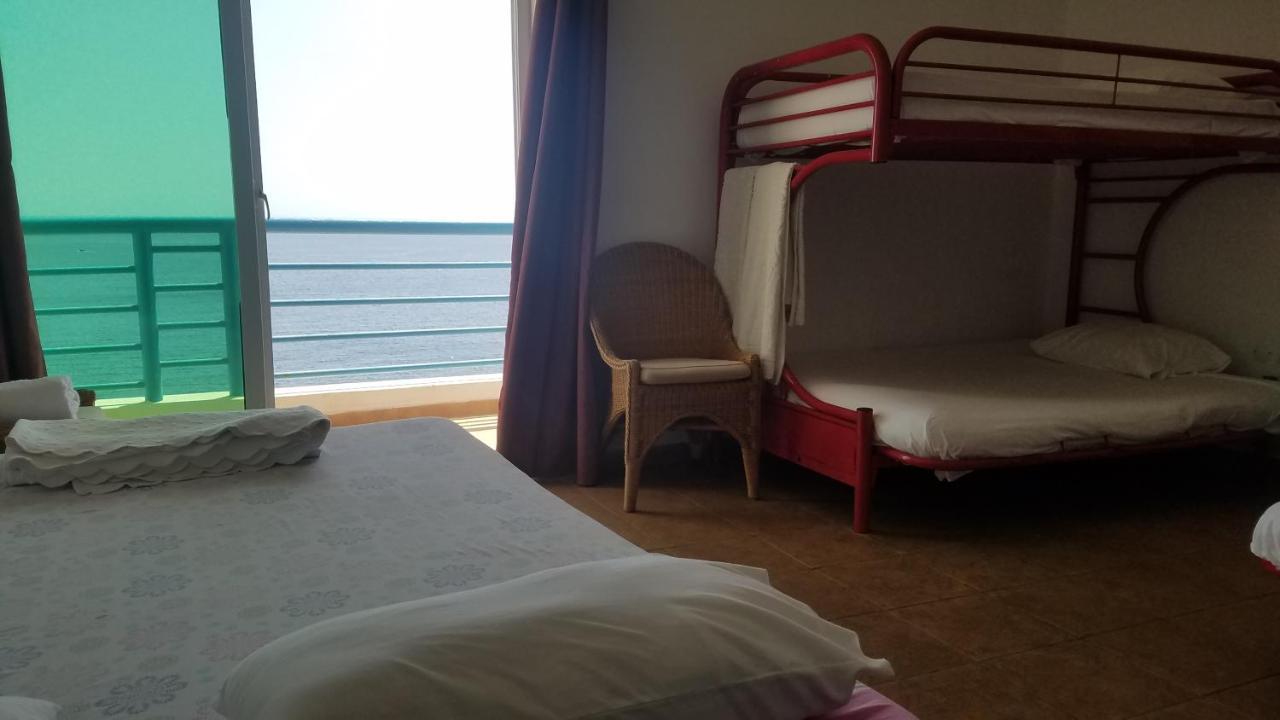 Maresia Guest House Praia Kültér fotó